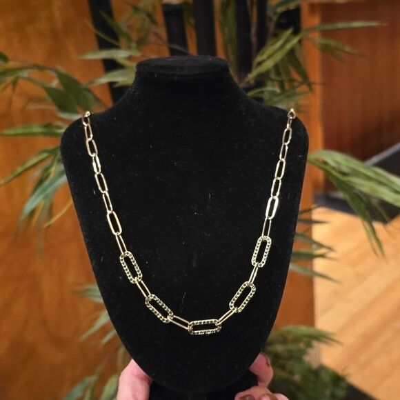 PAPERCLIP NECKLACE, 316 S Steel! Emerald Rhinestones, NWOT! - Picture 3 of 6